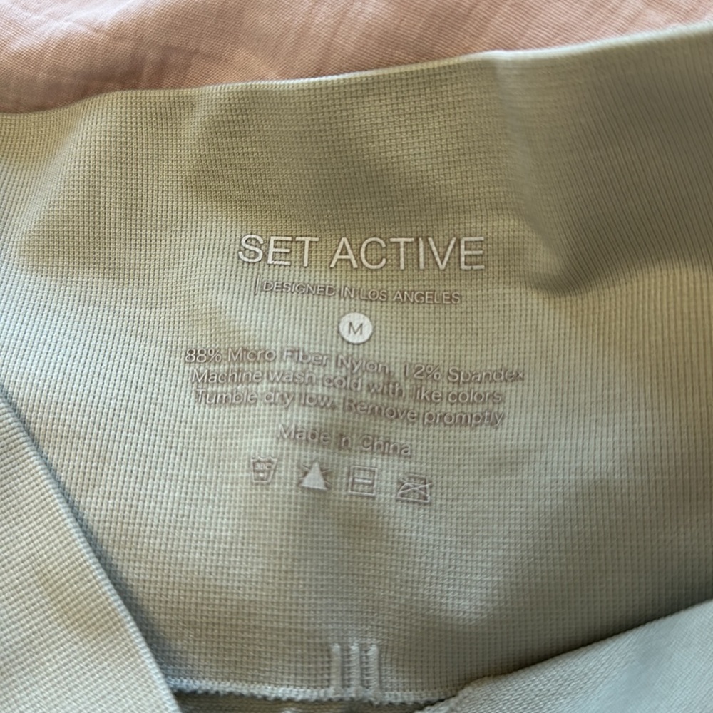 SET active Leggings oatmilk color
sculptflex - Picture 3 of 5